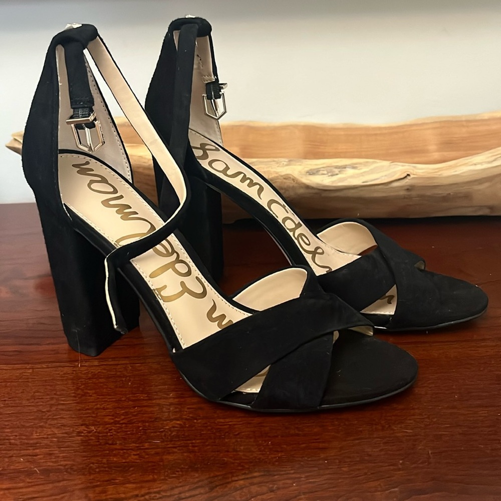 Sam Edelman black suede heels 6 NWOT